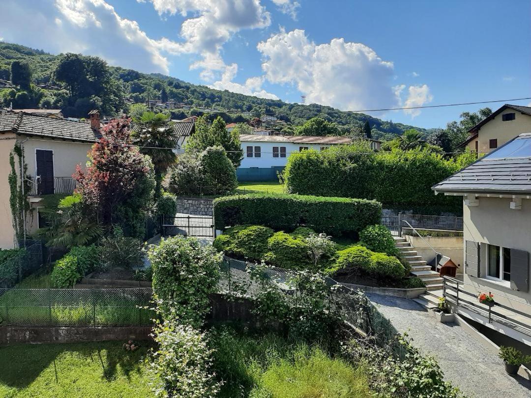 Casa Pinna Levo Di Stresa Esterno foto