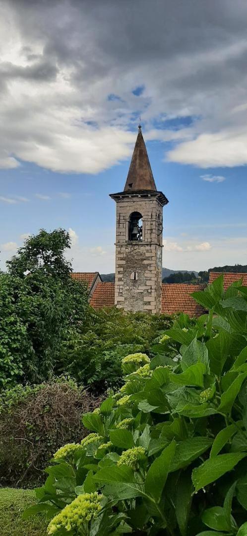 Casa Pinna Levo Di Stresa Esterno foto